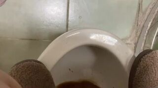 girl diarrhea selfie - video 6