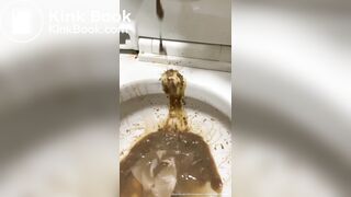 girl diarrhea selfie - video 3