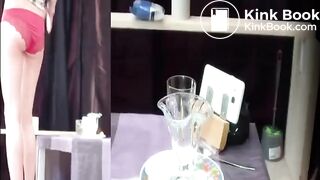 Lucky toilet gets perfect creamy dessert off