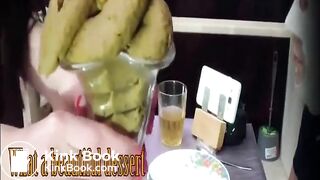 Lucky toilet gets perfect creamy dessert off