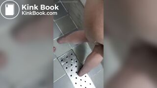 Pissing in anal