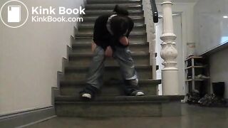 Pooping woman - video 7