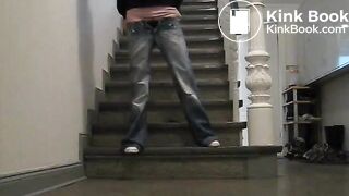 Pooping woman - video 7