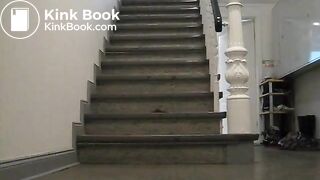 Pooping woman - video 7