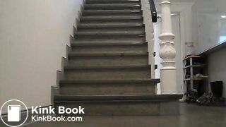 Pooping woman - video 7