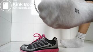 Shower shitting - video 4