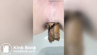 Morning poop - video 59
