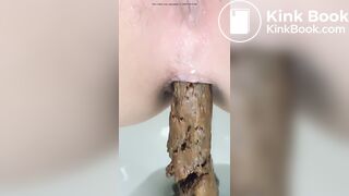 Morning poop - video 59