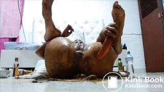 Dirty latina scat girl on cam