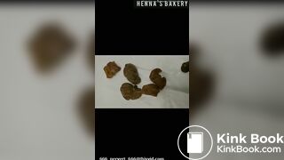 beautiful black shitting - video 4