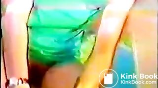 Panty poop girl (Old video)