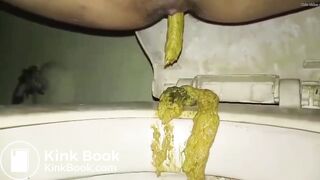 Girl shitting again