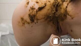 venitian masked young scat whore