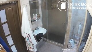 Woman pooping in Toilet 153