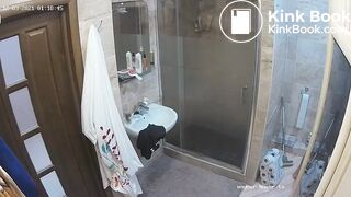 Woman pooping in Toilet 153