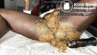 DISGUSTING EBONY SCAT QUEEN