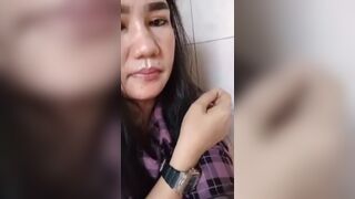 shitting - video 200