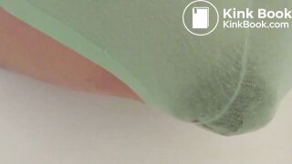 Shitting and pissing in panties - video 2