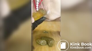 Katja aus Friedrichshain beim rumsauen