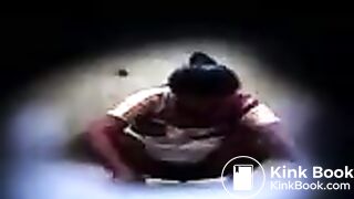 Sri lankan Women Shit scat toilet spy
