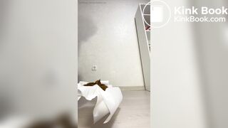 teen poop 1