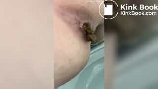 Her poop was very strong and had a nice smell