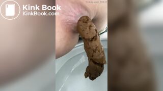 Her poop was very strong and had a nice smell