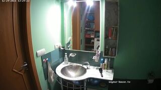 Woman pooping in Toilet 184