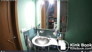 Woman pooping in Toilet 184