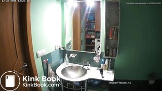 Woman pooping in Toilet 184