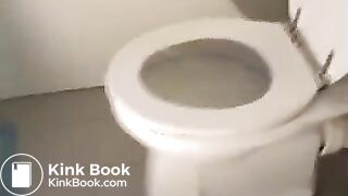 Sexy Anna shitting on toilet