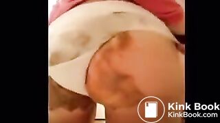 Girl poop in panties - video 4