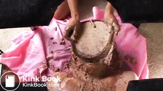 he expected shit from her, and she deceived him