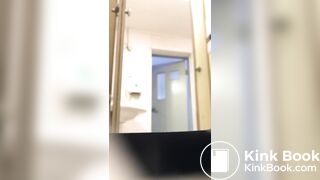 Pretty korean student takes a shit