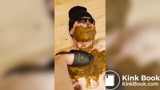 Korean femdom scat 1 - video 2