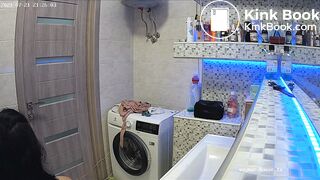 Woman pooping in Toilet 171