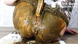 brunette girl shitting camos