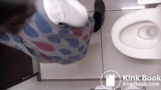 Good voyeur pooping 2