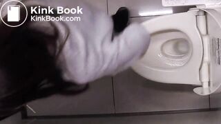 Good voyeur pooping 1