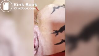 Tattooed pawg close up shit