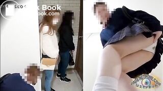 Japanese girl farts and sharts (scat warning)