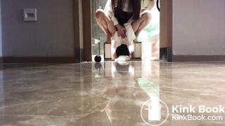 Chinese Femdom Scat - video 12