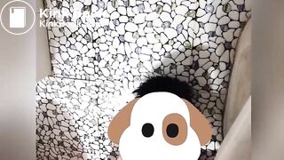 Ông bạn được vợ ỉa vào miệng