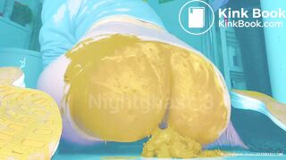 Pawg does some nasty shits