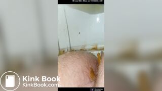 wife pooping - video 20