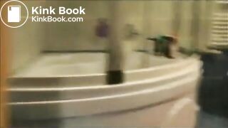 spicy food dilutes her shit