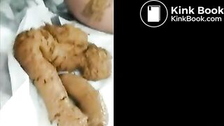 HOT BABE SHITTING 1 TON OF SHIT IN CAR