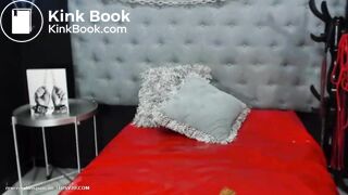 Camgirl Eats Poo