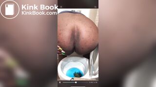 Ebony toilet shitting - video 9