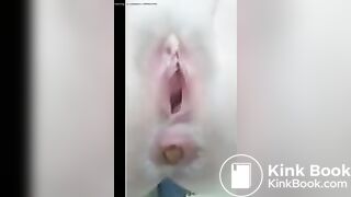 Gf shitting on paper towels